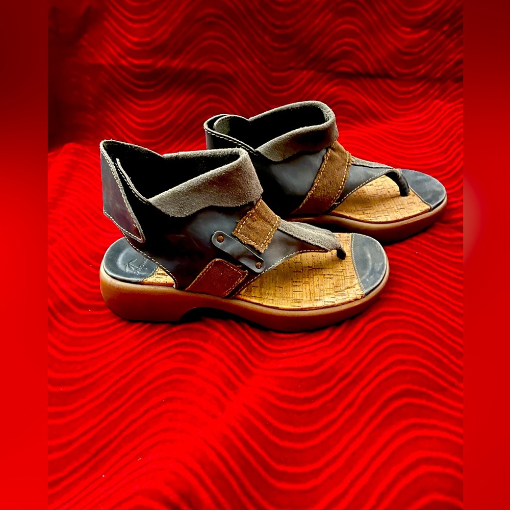 Dromedaris partial leather/Suede sandals Only used twice. Size 38